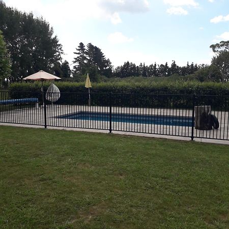 Rural Gordonton Sleepout Villa Hamilton Exterior photo